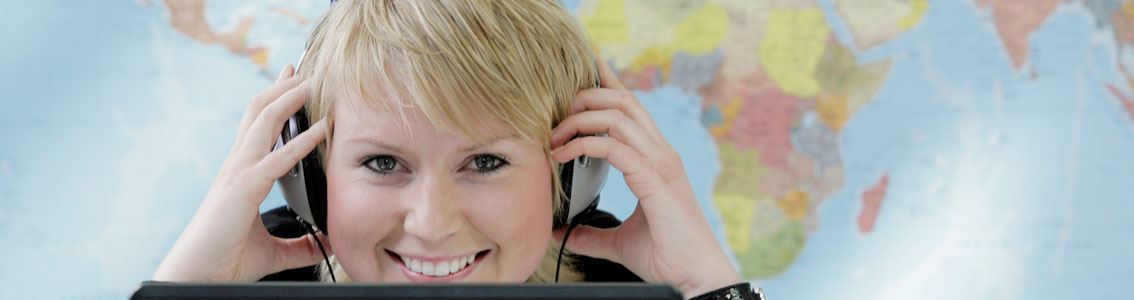 Live chat - Donna con le cuffie